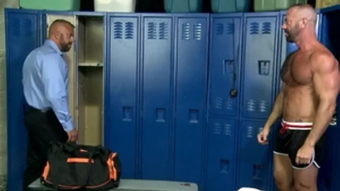 Pride Studios - Latino Trent Ferris rimming