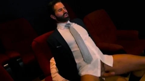 menatplay: Intense Orgy Action - Who Reigns?