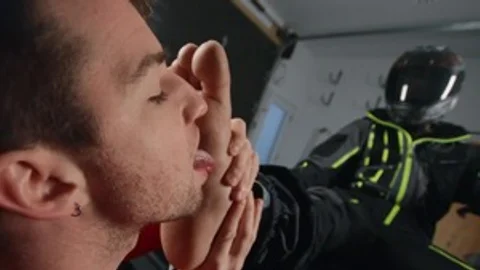 BROMO.com: Muscle Ryan Bones foot licking blowjob cum