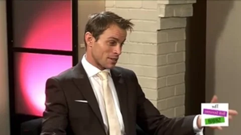menatplay: Neil Takes Control in the Dressing Room