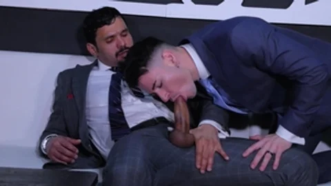menatplay: DJ and Manager Explore Their Hidden Desires